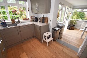 Kitchen- click for photo gallery